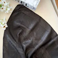 روسری دوره مشکی با میکس طرحبندی