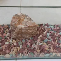 ۲ عدد اکواریوم با سنگ تزئینی و شن