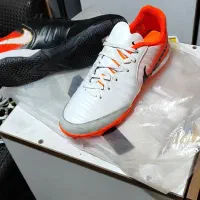 کفش سالنی و فوتبال|کیف، کفش، کمربند|فردیس, ثابتی|دیوار