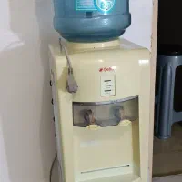 ابسر و اب گرم کن و یخچال
