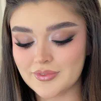 میکاپ و شنیون vip|خدمات آرایشگری و زیبایی|سقز, |دیوار