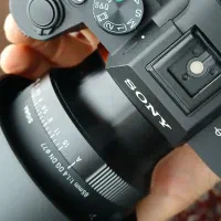 دوربین سونی با لنز وگیم بال|دوربین عکاسی و فیلمبرداری|تهران, فلسطین (میدان انقلاب)|دیوار