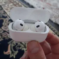 یک عددلیزر و یک عددهنزفری بلوتوثی|لوازم جانبی موبایل و تبلت|چهارباغ, |دیوار