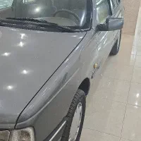 پژو ۴۰۵ بی رنگ