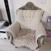 مبلمان راحتی گنجه ساعت ایستاده