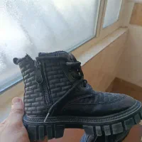 سلام ،پوتین دخترونه سایز ۲۶|کفش و لباس بچه|بروجرد, |دیوار