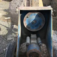 بتونر،ویبراتور و قالب موزاییک پلیمری