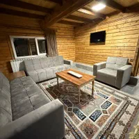 کلبه های چوبی|اجارهٔ کوتاهمدت آپارتمان و سوئیت|بندر انزلی, میان پشته|دیوار