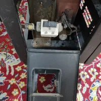 یک بخاری بزرگ کاملاً سالم|بخاری، هیتر، شومینه|فولادشهر, B4|دیوار