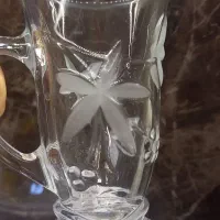 نیم لیوان ژاپنی گل یاقوتی