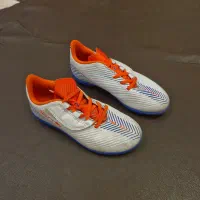 تعدادی کفش و صندل و دمپایی پسرانه|کفش و لباس بچه|صدرا-فارس, فاز ۱|دیوار