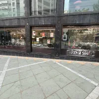 مغازه مناسب برای کافه و یا گالری فروش محصول