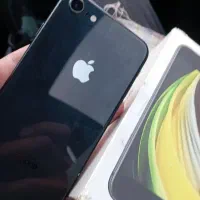 گوشی آیفون 8