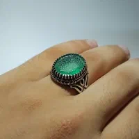 انگشتر زمرد برزیل اصل حکاکی و من یتق الله...|بدلیجات|مشهد, سعد آباد|دیوار