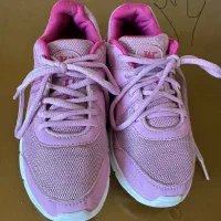 کتونی اورجینال سایز۳۶،۳۷،۳۱،۳۲،۳۴|کیف، کفش، کمربند|تهران, شهرک هما|دیوار