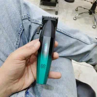 ماشین اصلاح و سشوار و اسپیکر