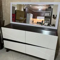 میز کنسول و آرایش