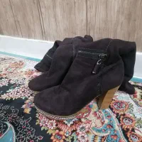 2عددکفش.نونو.برای عروس خانم.پوتین هم درحدنو|کیف، کفش، کمربند|تهران, شهرک رضویه|دیوار