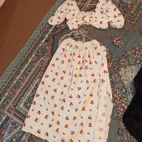 لباس سفید طرح گیلاس