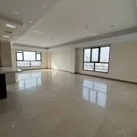 ۲۰۰متر قلندری/سه ساله/سه جهت نور/سه پارکینگ|فروش آپارتمان|تهران, درب دوم|دیوار