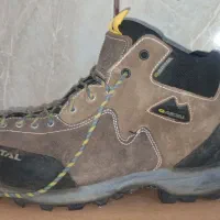 کفش کوهنوردی قارتال|تجهیزات ورزشی|شهرکرد, |دیوار