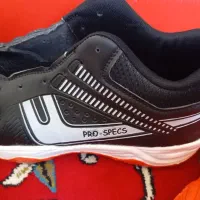 کتونی ورزشی و کمربند ورزشی