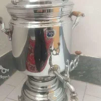 سماور مجلسی بسیار ضخیم قدیمی|قوری، کتری، قهوهساز دستی|میانه, |دیوار