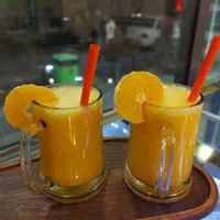 نیروی آقا جهت کافه بستنی با شرایط عالی