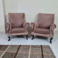 دو عدد مبل تک نفره