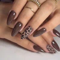 مدل ناخن فقط هزینه مواد گرفته میشه