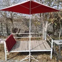 تخت سنتی و سایبان چتری