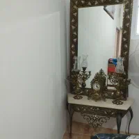 آینه و میزش ۲عددشمعدانی یک عدد ساعت|آینه|گرمسار, |دیوار