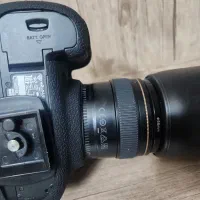 دوربین کنون مدل 5d.... مارک۳|دوربین عکاسی و فیلم‌برداری|قم, نخودی|دیوار