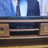 میز تلویزیونی در حد نو