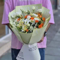 دسته گل ژاکلین کد ۱۵۹۲ گلاریس