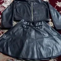 دو دست لباس چرم دخترانه سایز ۳و۴مناسب ۱۰ تا۱۲سال|کفش و لباس بچه|مشهد, کشاورز|دیوار