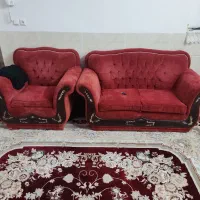 مبل مخملی قرمز