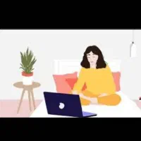 محدود به نیروی فعال خانم کار با گوشی در منزل