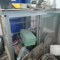 ویترین دست فروشی بزرگ