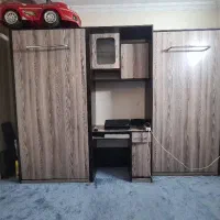 تخت خواب تاشو و میز کامپیوتر|تخت و سرویس خواب|تهران, حکمت|دیوار