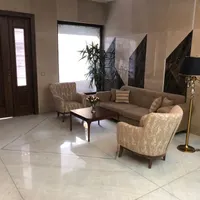 قیطریه*روشنایی ۱۱۰مترآفتابگیر/لابی مدرن/روف گاردن
