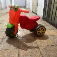 سه چرخه کودک پدال دار