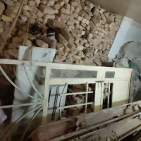 در ورودی حال دو لک