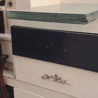 کشو و سر تخت گنجه|تخت و سرویس خواب|مشهد, کارمندان دوم|دیوار