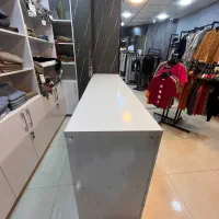 فروش دکور مغازه به دلیل تغییر شغل|فروشگاه و مغازه|قم, زنبیل آباد|دیوار