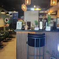 کافه و فست فود شیک و بی‌نظیره با تجهیزات|اجارهٔ مغازه و غرفه|کرج, عظیمیه|دیوار