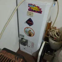 آبگرمکن و یخچال