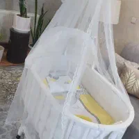 گهواره چوبی|تخت و سرویس خواب|فولادشهر, زاینده رود|دیوار