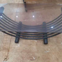 گل میز جلو مبل