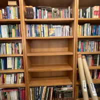 کتابخانه چوبی